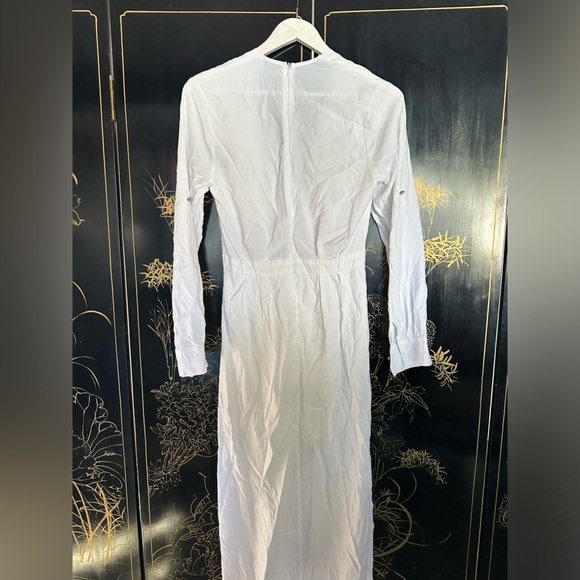 White romper - Picture 2 of 3